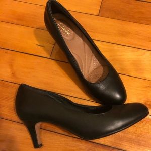 Clarks Black Pumps